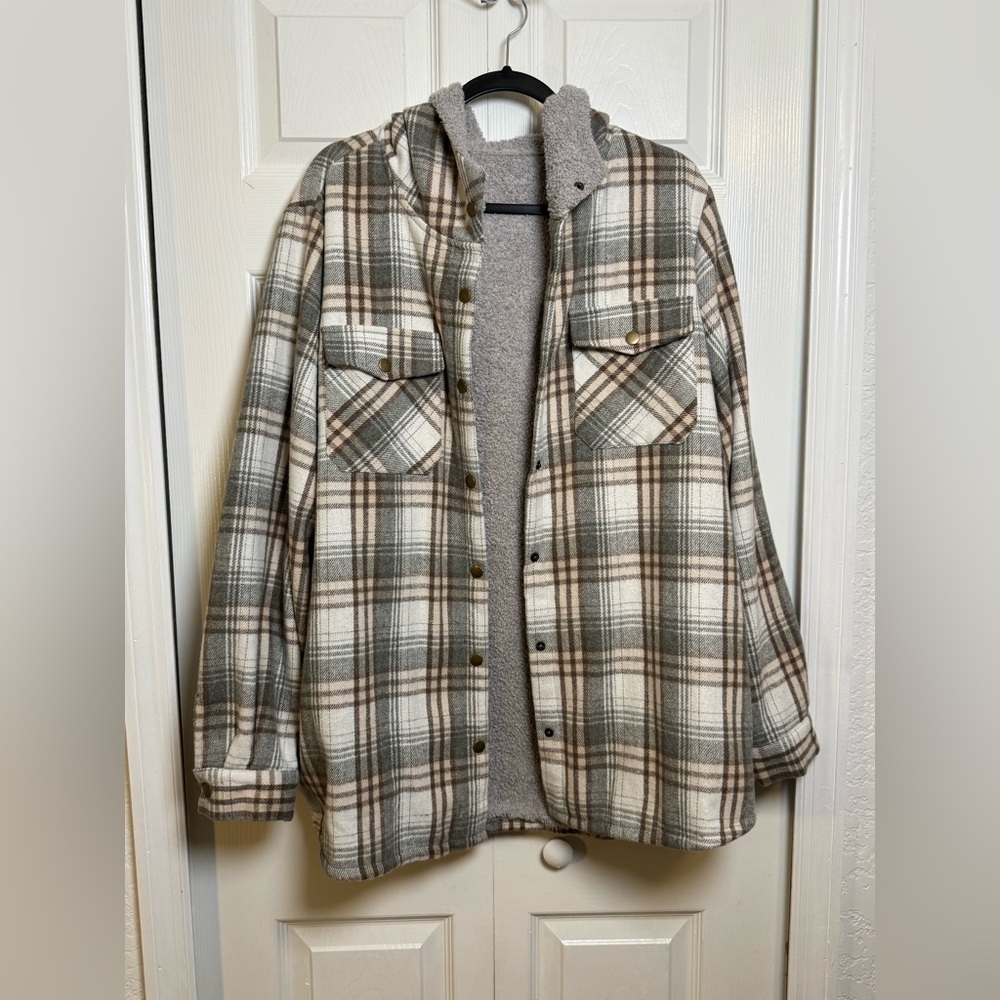 Plaid Sherpa Lined Hooded Shacket XXL Gray Brown Fleece Jacket
